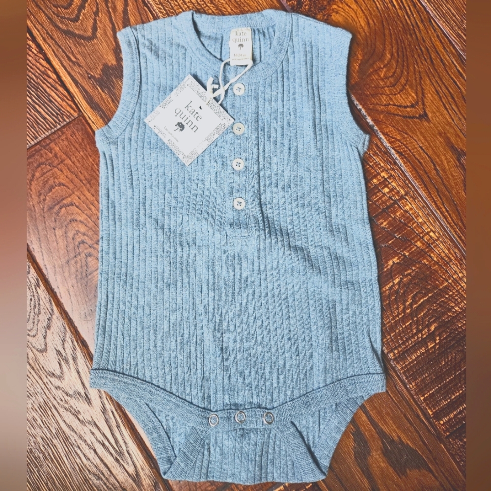 KQ NWT 18-24m bodysuit